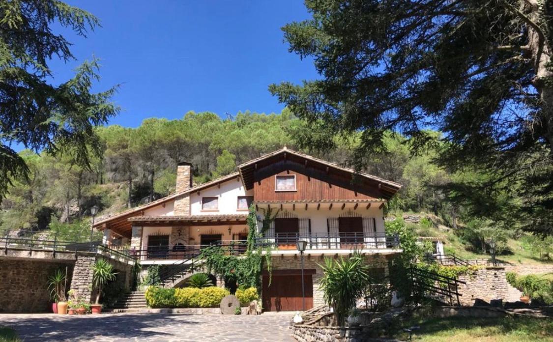 Els Avets De La Muga Bed and Breakfast Sant Llorenc de la Muga Exteriör bild